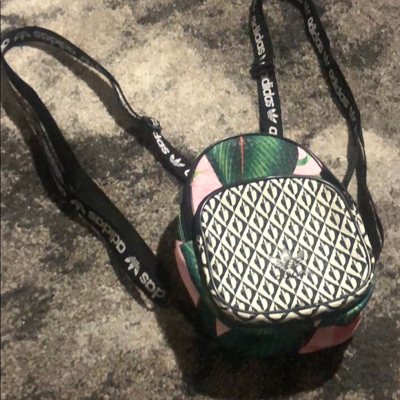 adidas mini backpack urban outfitters
